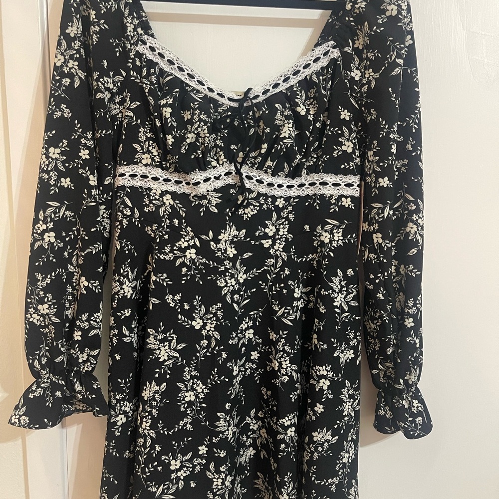 Floral Black and White Dress with Lace Detail